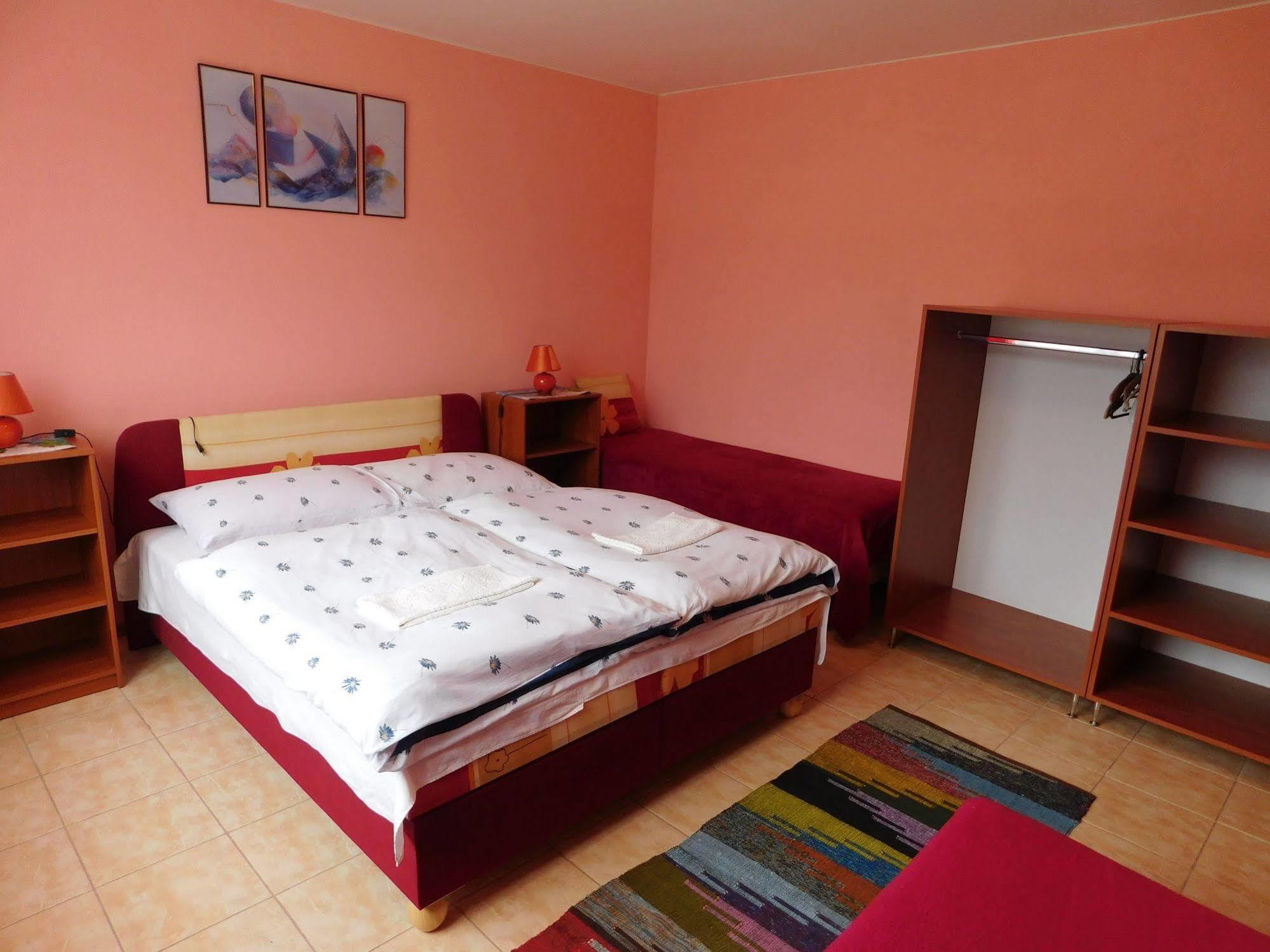 Apartmany Tania Závažná Poruba Exterior foto